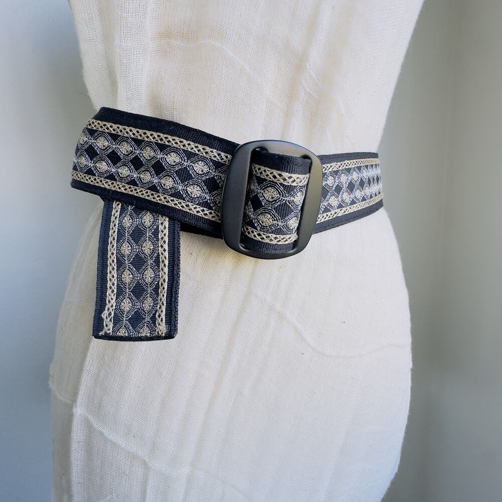 Bison Designs Black Embroidered Belt Small Boho Western Gold Silver Thread USA - Picture 6 of 8